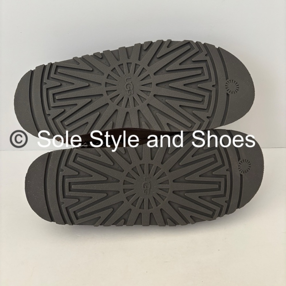 Women’s UGG Tazz Slippers Hickory 9 RETAIL $145 - Picture 8 of 9